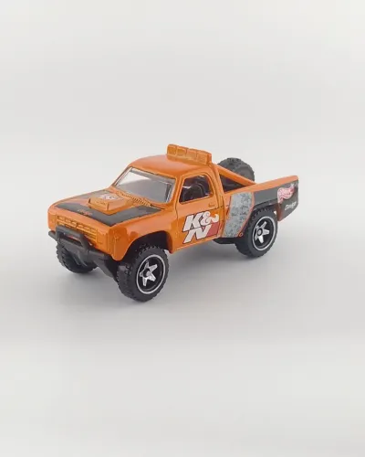 Hot Wheels '87 Dodge D 100 Pick up Off Road 1/64 Loose