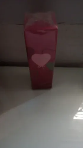 Sendo o perfume amor no ar da Boticário