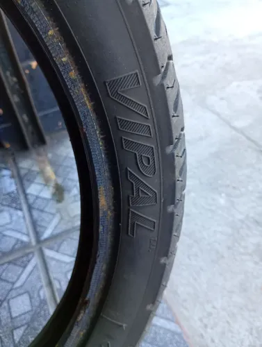 Vende se pneu vipal