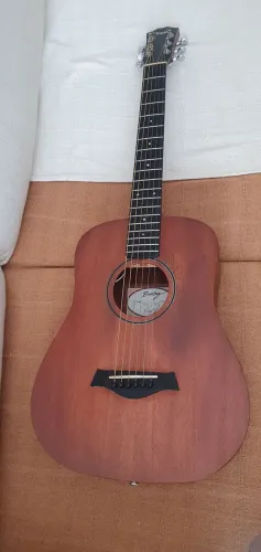 Violão Taylor Baby BT2e
