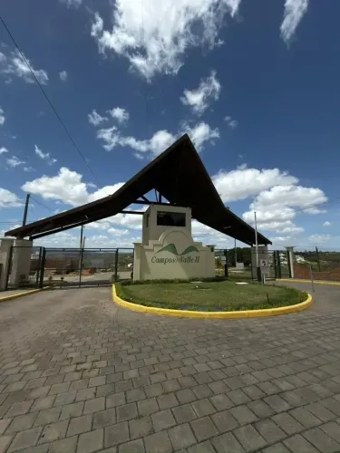 Casa de campo em condominio área de 600m2 com 3 quartos,área de lazer- Gravatá - PE