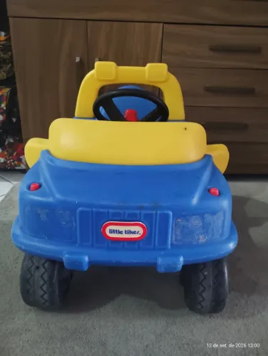 Carrinho de passeio semi novo