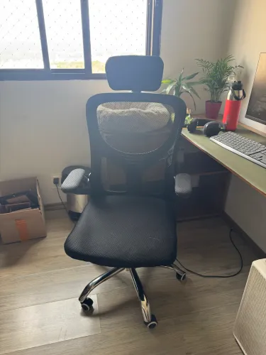 Cadeira Ergonômica Básica Usada Muito pouco
