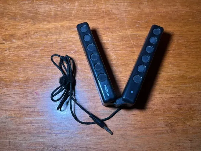 Alto-falantes Nokia MD4 - RELÍQUIA EM ÓTIMO ESTADO