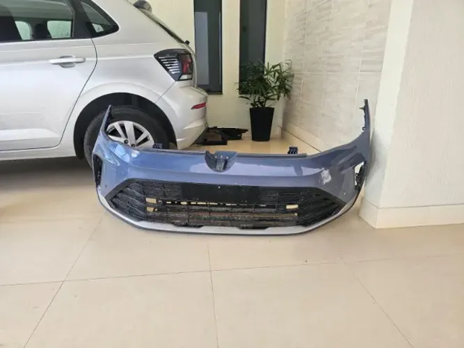 Parachoque Volkswagen Branco (Usado) - Compatível com Volkswagen Nivus 2025