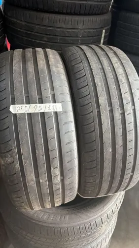 Pneus 245/45/18 marca Importado