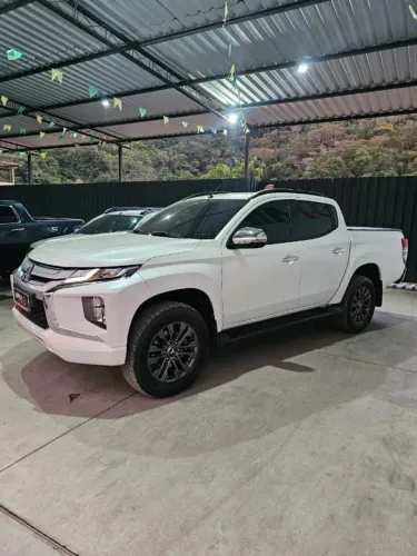 Mitsubishi L200 Triton Sport HPE 2.4 CD Diesel Aut. 2025