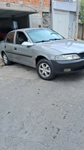 Chevrolet Vectra GL 2.2 / 2.0 MPFI 1998