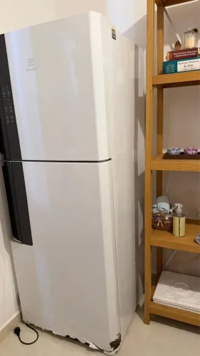 Geladeira Electrolux 384 litros