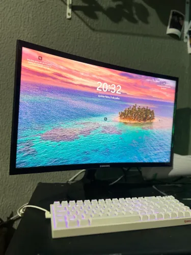 ? Monitor Samsung Curvo 24? 72 Hz