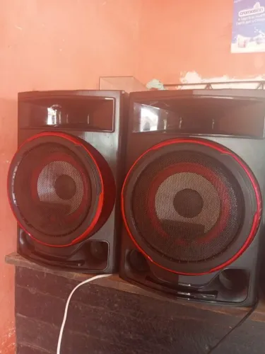 SOM X BUMM LG 1800 W .