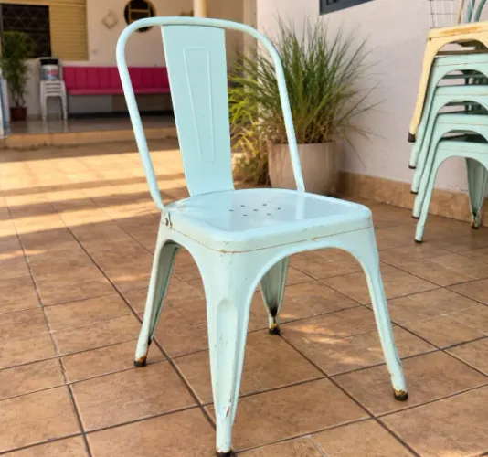 Cadeiras Tolix de Metal - Estilo Industrial - Oportunidade