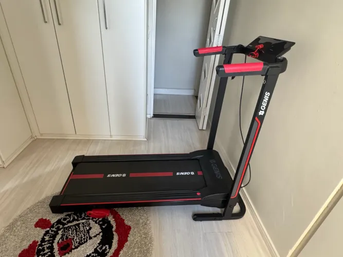 Esteira Ergométrica Dobrável GT 500 Genis Polishop