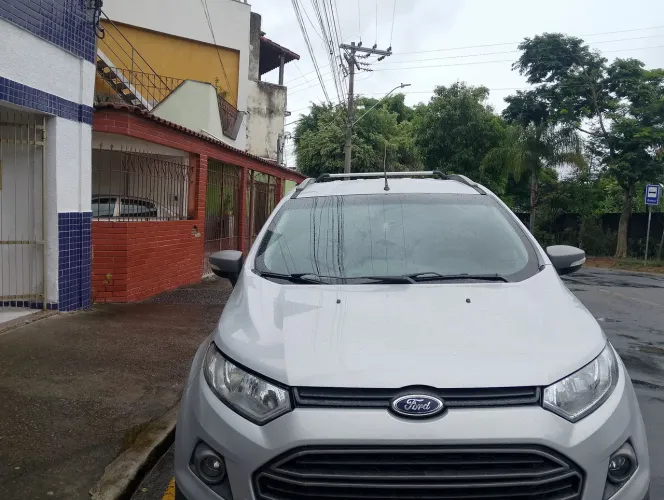Ford Ecosport Freestyle 1.6 16V Flex 5P 2013