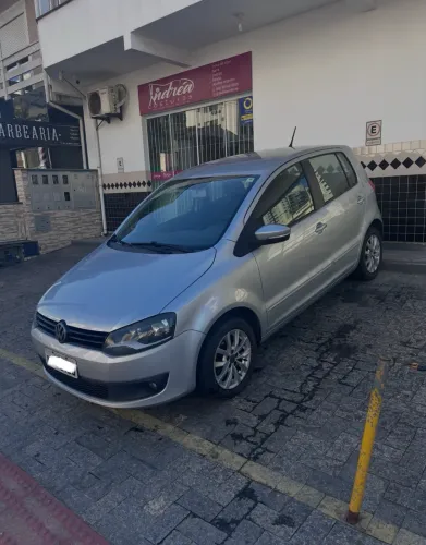 Volkswagen Fox 1.0 MI Total Flex 8V 5P 2014