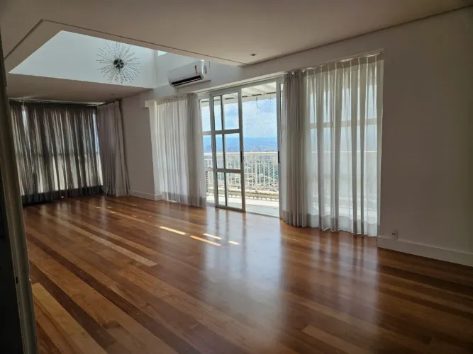Cobertura para venda em Vila Mariana com 4 quartos, sendo 4 suítes, 300m²