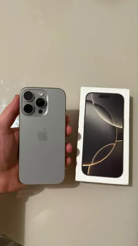 iPhone 16 Pro
