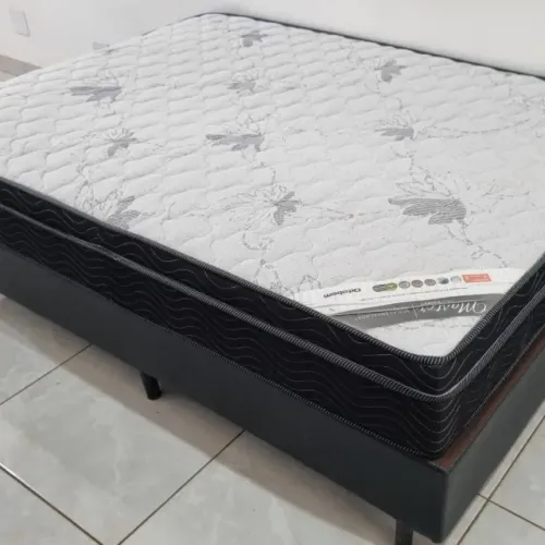Cama Box Colchão de molas Casal - Seminovo em perfeito estado - Usado poucas vezes