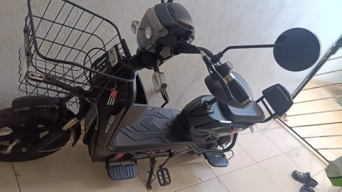 Vendo moto elétrica, 3 meses de uso