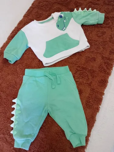 Desapego de roupas de bebê 