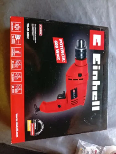 Furadeira 600w zera na caixa