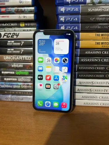 iPhone 11 128G.
