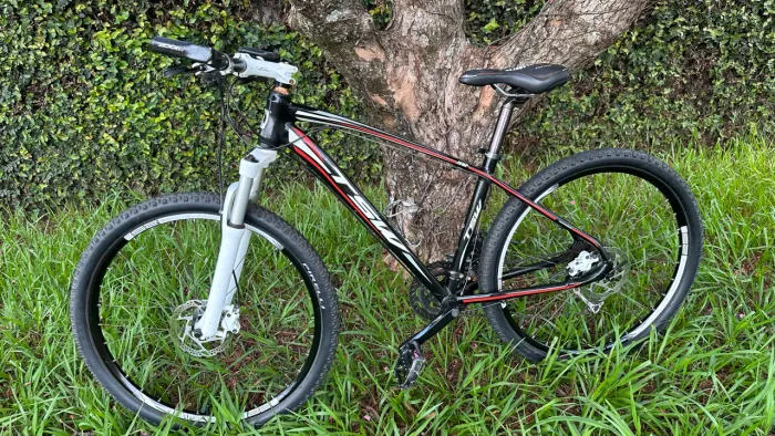 Bicicleta TSW montain bike 27,5 Shimano Alivio