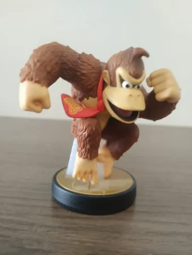 amiibos do donkey kong e diddy kong - super smash bros. series.