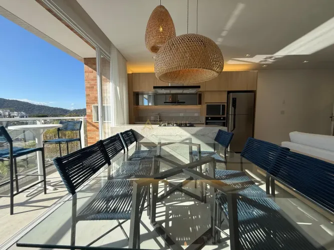 Apartamento decorado próximo a Praia Mansa em prédio Clube!