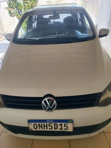 Volkswagen Fox 1.0 MI Total Flex 8V 5P 2014