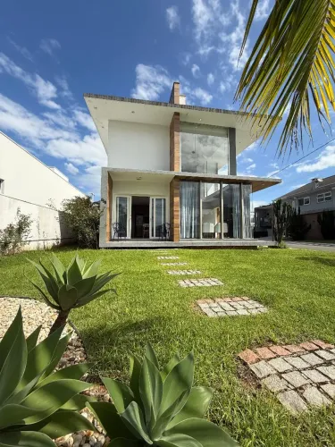 CASA LOCAÇÃO CALEDÔNIA CAMBORIÚ