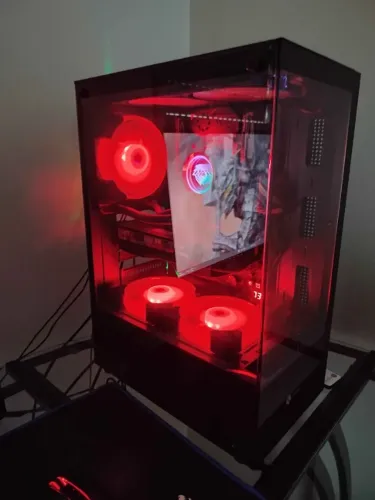 PC GAMER XEON 2680 V4 + RX 6600M + 16GB RAM DDR4 + SSD 1TB NVME 2.0