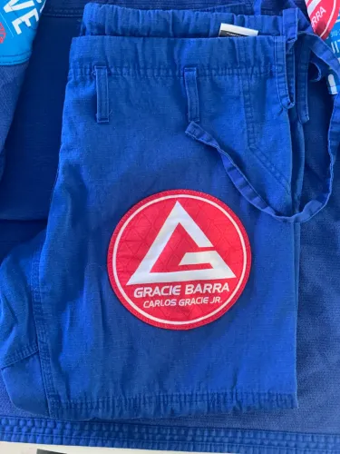 Kimono Atleta Gracie Barra v4 tamanho F2