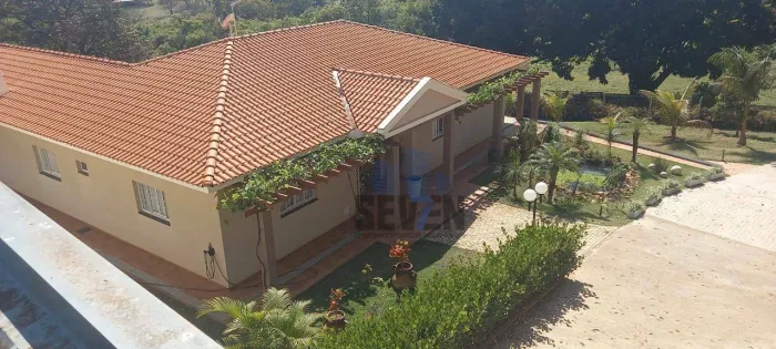 CHÁCARA À VENDA  20 MIL M² TERRENO AREA CONS. 700 METROS