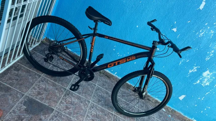 Bicicleta GTS M5