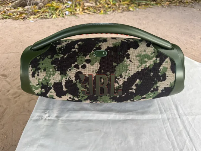 Boombox 3 camuflada