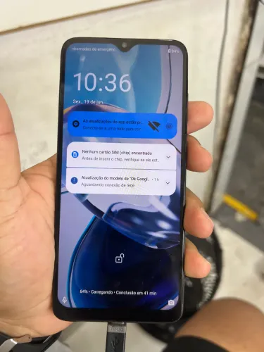 Celular Moto E22