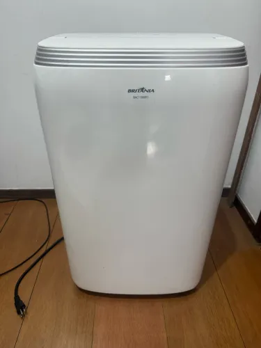 Ar Condicionado Portátil Britânia 11000btus