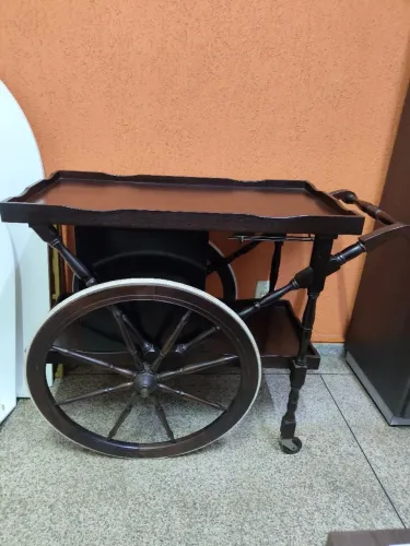 Carrinho de Bebida Relíquia 