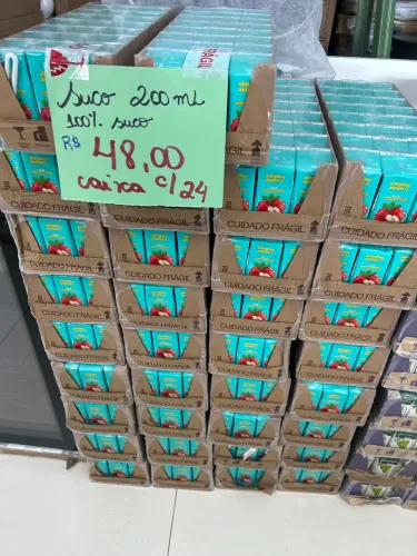 Suco natural caixa com 24 por 48 a vista