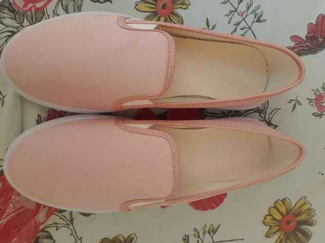 SAPATO Nº 38