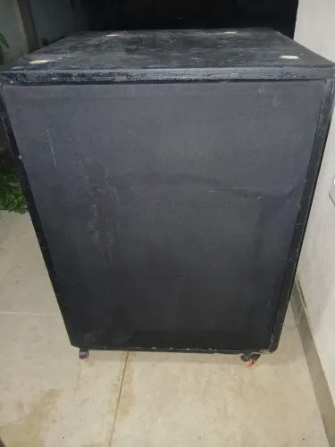 2 Caixas T 18 vazias 600,00