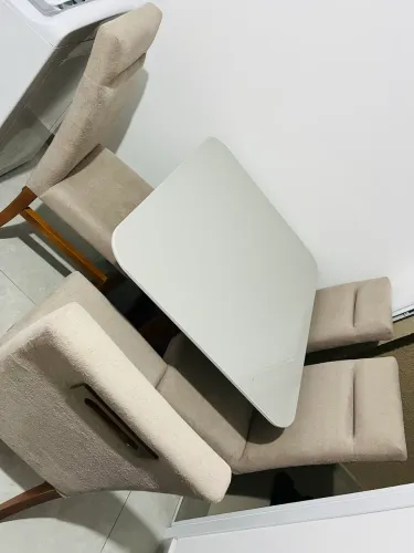 Mesa de vidro nova