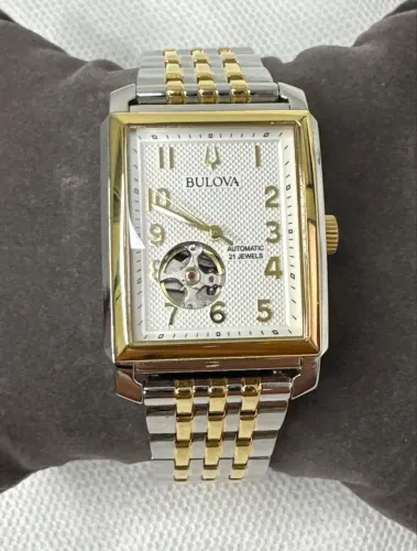 Relógio BULOVA CLASSIC SUTTON 98A308