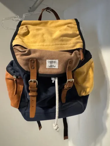 Mochila Colorida Sandqvist