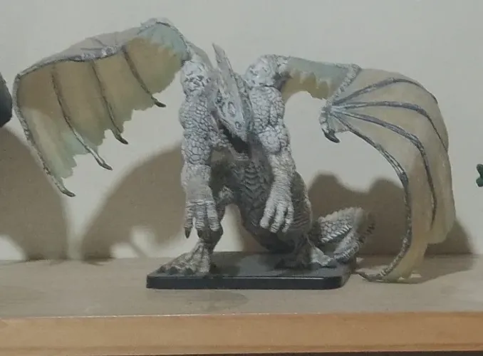 Gargantuan White Dragon