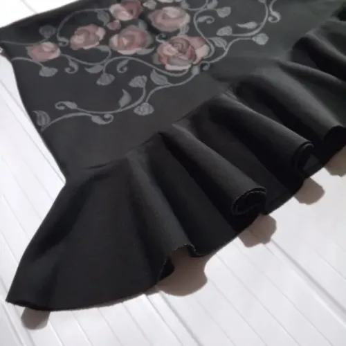 Saia feminina Saia preta mini saia preta feminina estampada