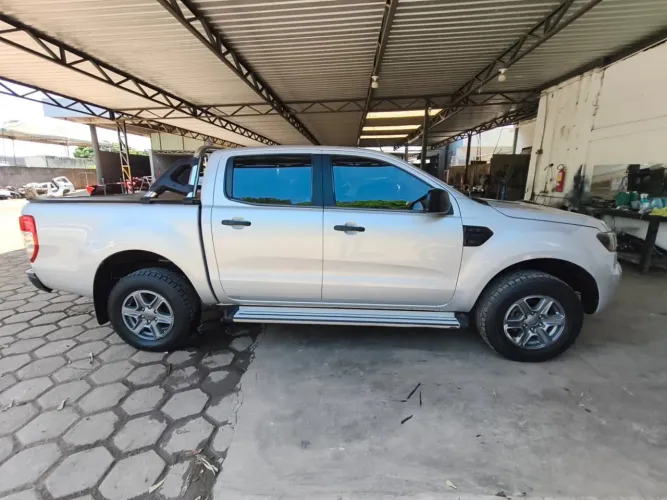 Ford Ranger XLS 2.5 16V 4X2 CD Flex 2017