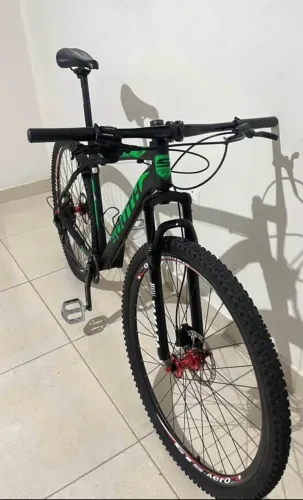 Bicicleta South Aro 29