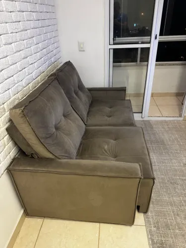 Sofá reclinável e retrátil 1,5m